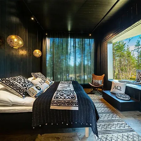 Aurora Queen Igloos Lomakeskus 4*