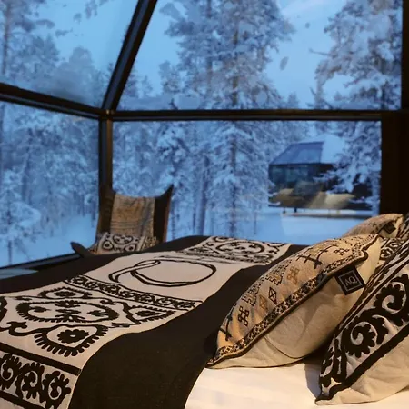 Aurora Queen Igloos Resort Saariselka
