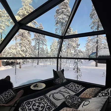 Aurora Queen Igloos Resort