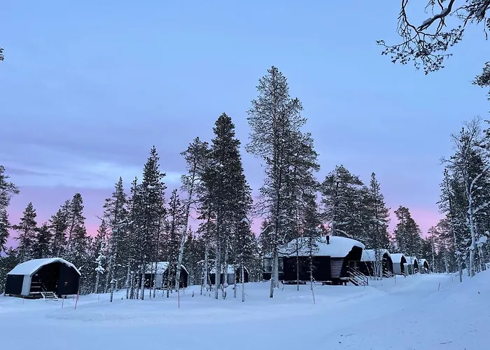 Aurora Queen Igloos Resort 5*