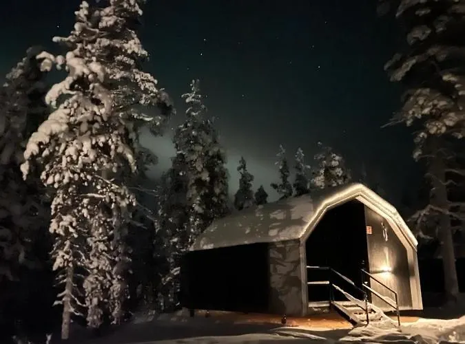Aurora Queen Igloos Resort