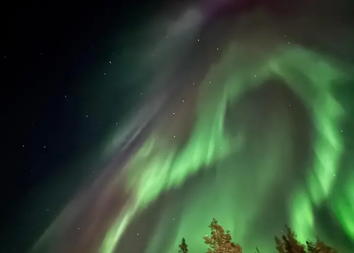 Aurora Queen Igloos Saariselka