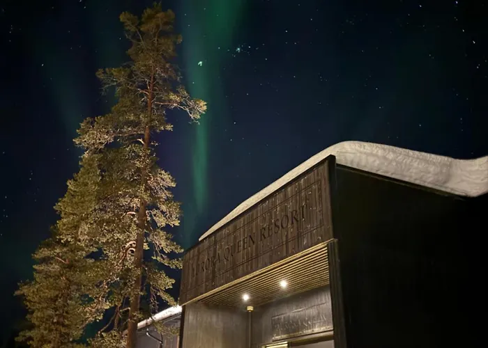 Resort Aurora Queen Igloos